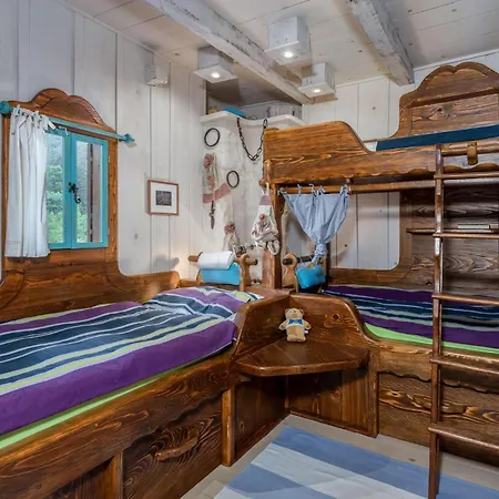 펜션 2 Bedroom Amazing In