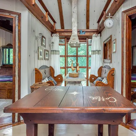 2 Bedroom Amazing In *