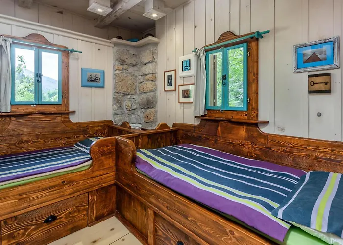 2 Bedroom Amazing In Casa de Férias *